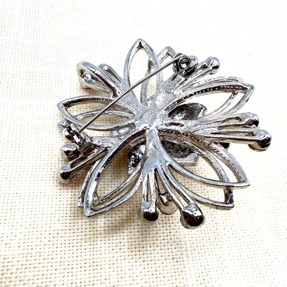 Vintage Retro Silver Tone Sparkling Pink Rhinestone Floral Brooch Pendant